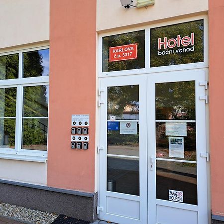 Vzdelavaci Stredisko A Hotel Varnsdorf Buitenkant foto